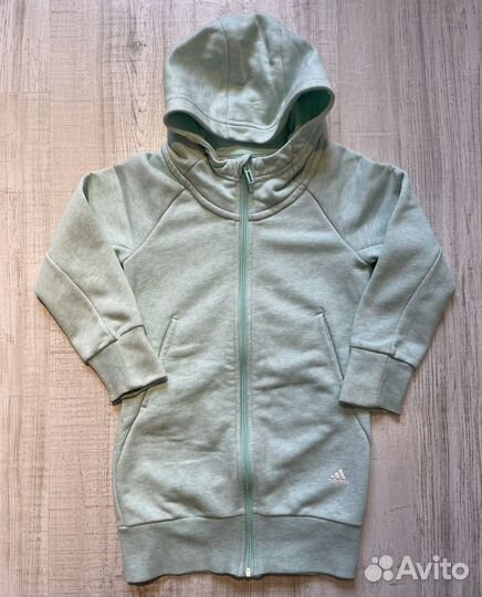 Adidas для девочки (размер 104-110)