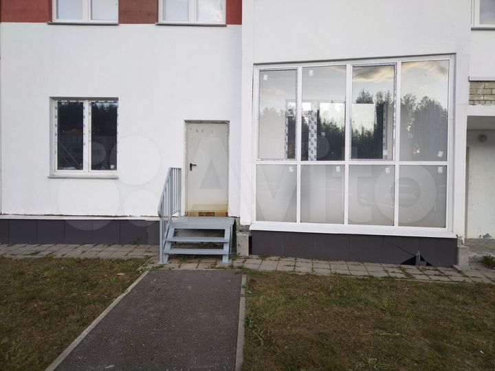 2-к. квартира, 65 м², 1/9 эт.