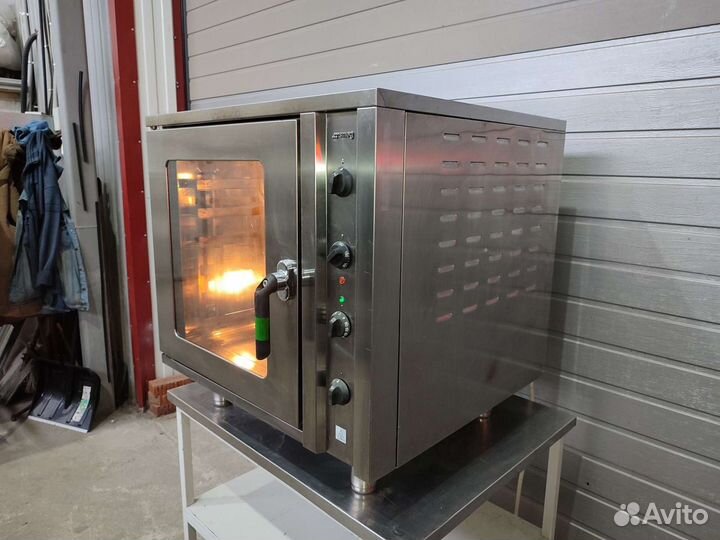Печь конвекционная 6ур Италия