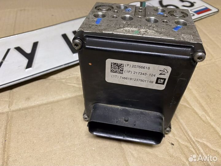 Блок abs Cadillac CTS 2