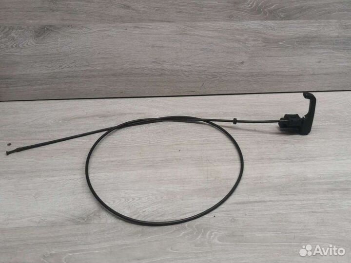 Трос капота Mercedes Sprinter W906