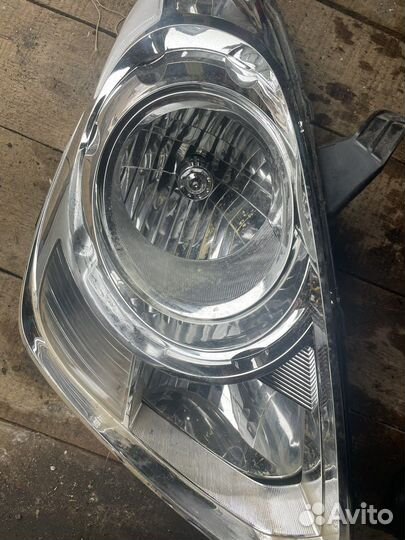 Фара правая Hyundai Starex H-1
