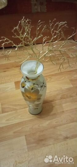 Ваза СССР молочное стекло роспись Е. Вихровой