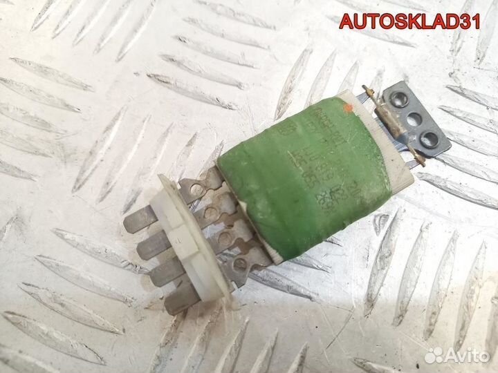 Резистор отопителя Volkswagen Golf 4 1J0819022