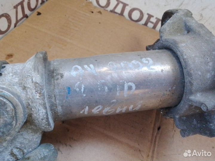 Кронштейн усилителя бампера передний левый Audi A4