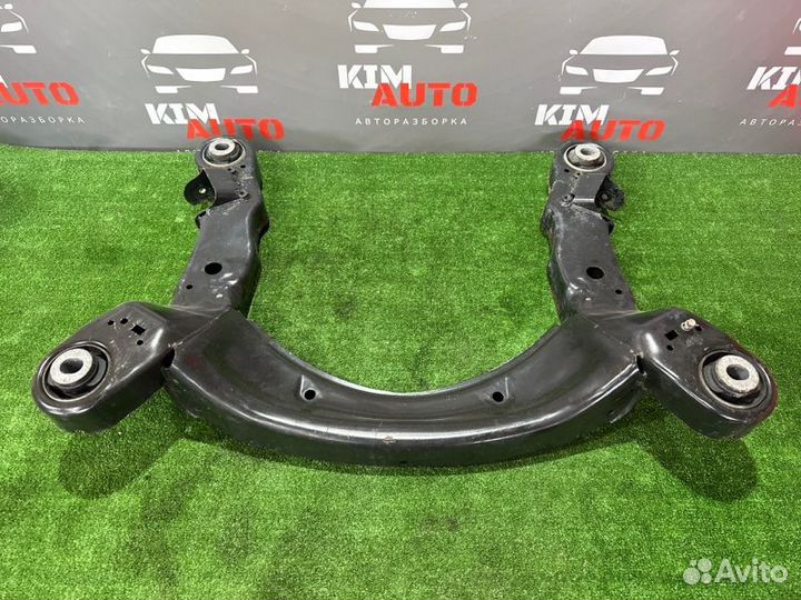 Подрамник балка передняя Audi A6 C6 Quattro седан