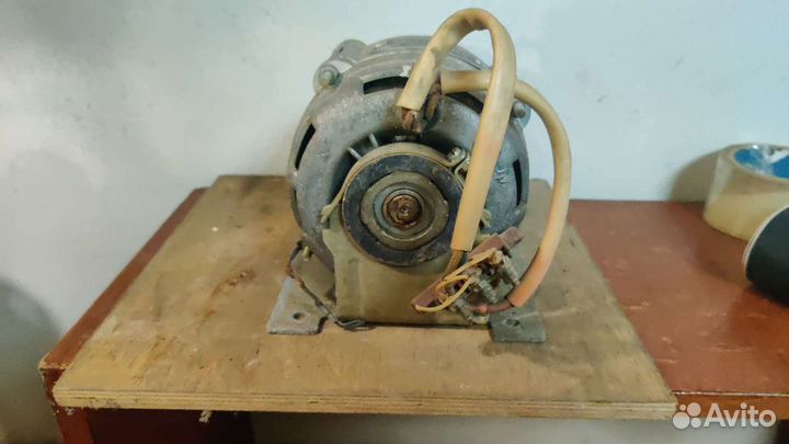 Мотор 220 в пр-ва СССР от стиральной машины