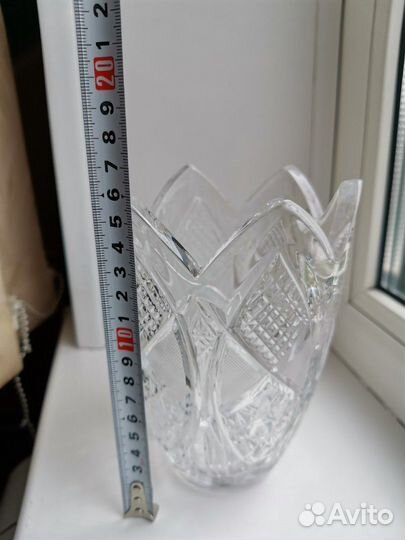 Хрустальная ваза