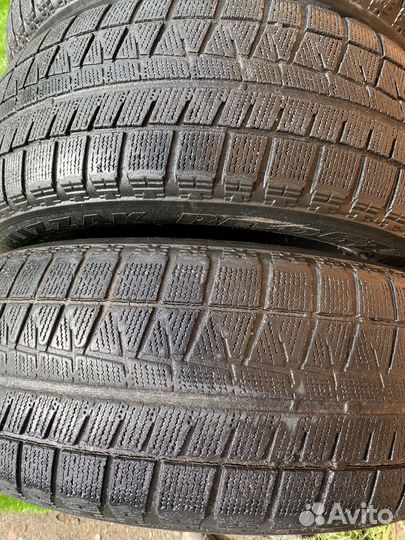 Bridgestone Blizzak DM-V1 225/60 R16
