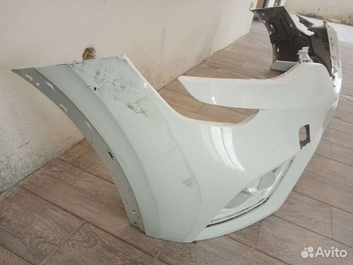 Бампер передний Renault Arkana