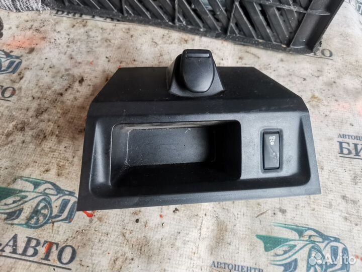 Накладка на торпедо ваз (LADA) xray I (2015—2023)