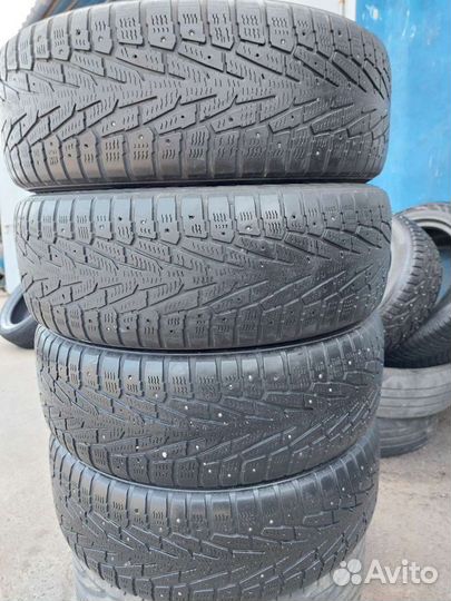 Nokian Tyres Hakkapeliitta 7 SUV 235/65 R17 108T