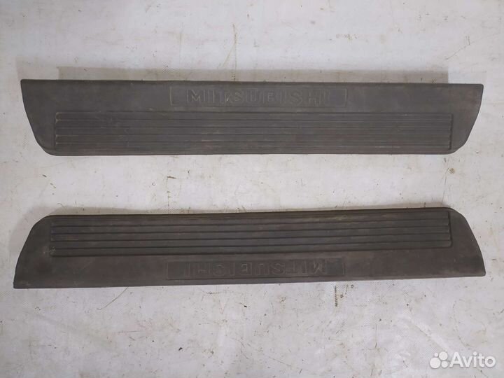 Накладка порога Митсубиси Монтеро 3 Паджеро