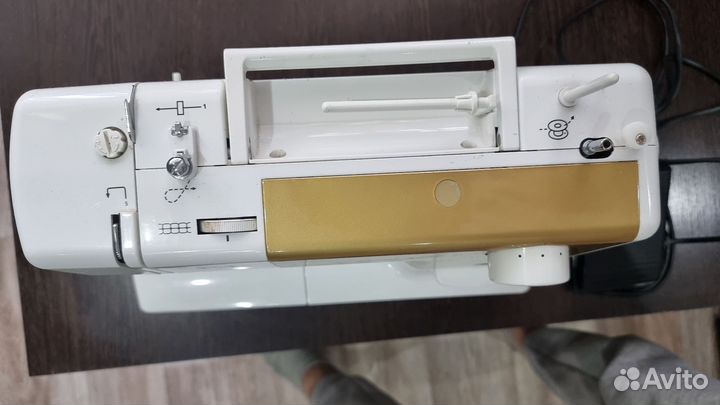 Швейная машина astralux