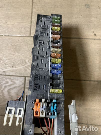 Блок предохранителей Mercedes-Benz CLS-Класс C219