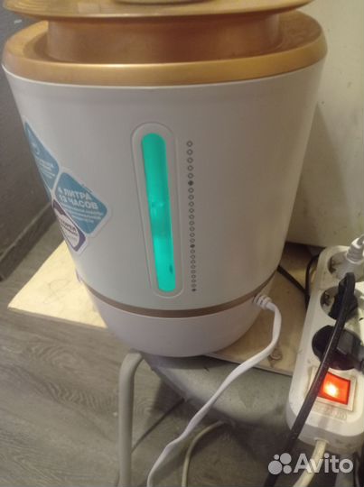 Увлажнитель воздуха huindai 4 л. 300 м л