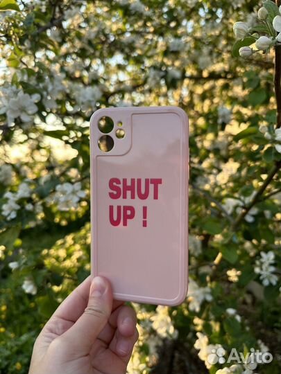 Чехол на iPhone 11