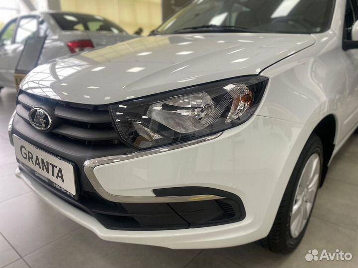 LADA Granta, 2023