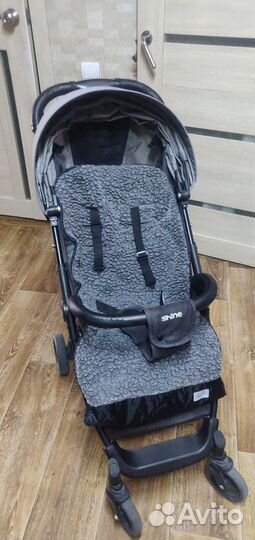 Прогулочная коляска бу (осень/зима )