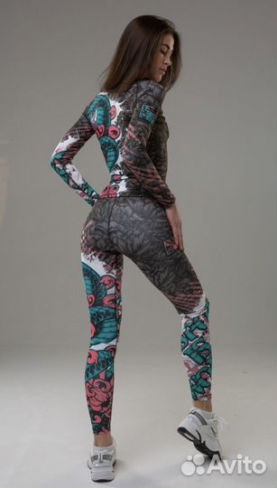 Костюм спортивный