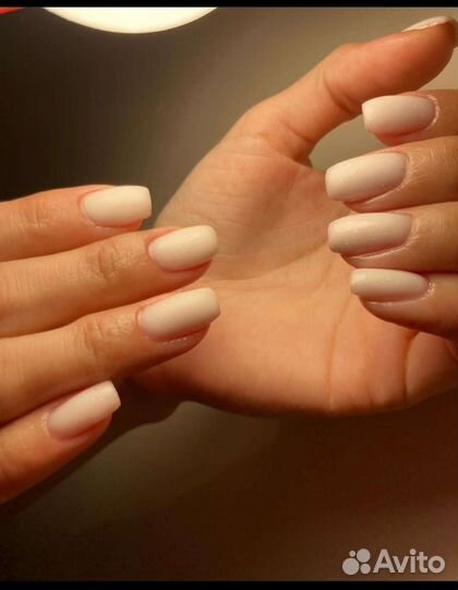 Маникюр педикюр