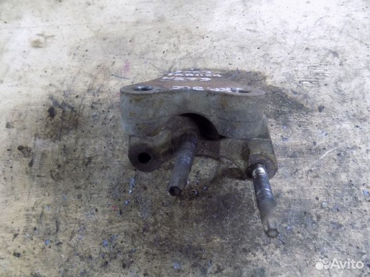 Кронштейн двигателя правый Transit 2006-2013