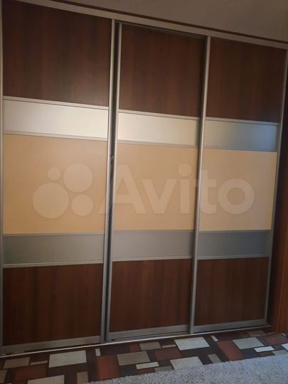 2-к. квартира, 49 м², 4/9 эт.