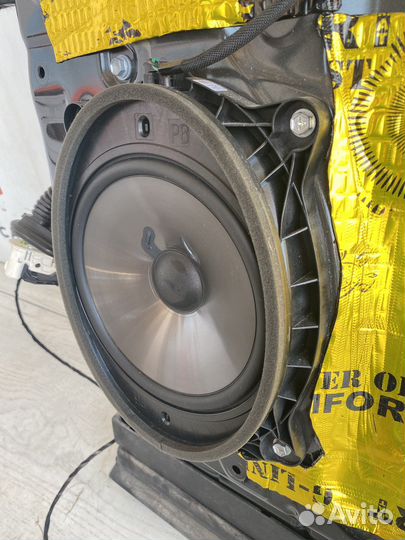 Lexus RX4 Динамик