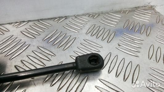 Амортизатор капота opel astra H (91A39D701)