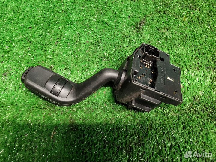 Переключатель поворотов на Ford C-MAX 1