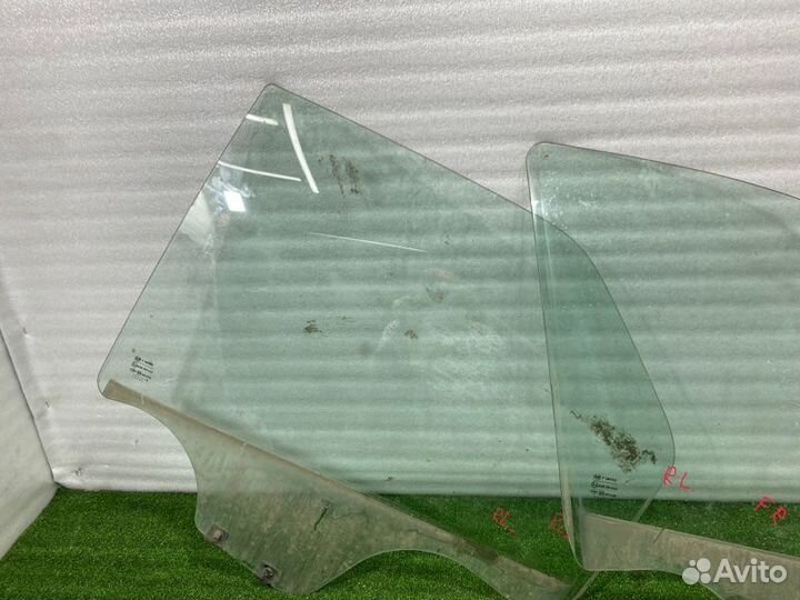 Стекло двери Renault Logan седан 1.6 K7MC697 (84