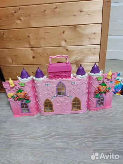 Кукольный домик