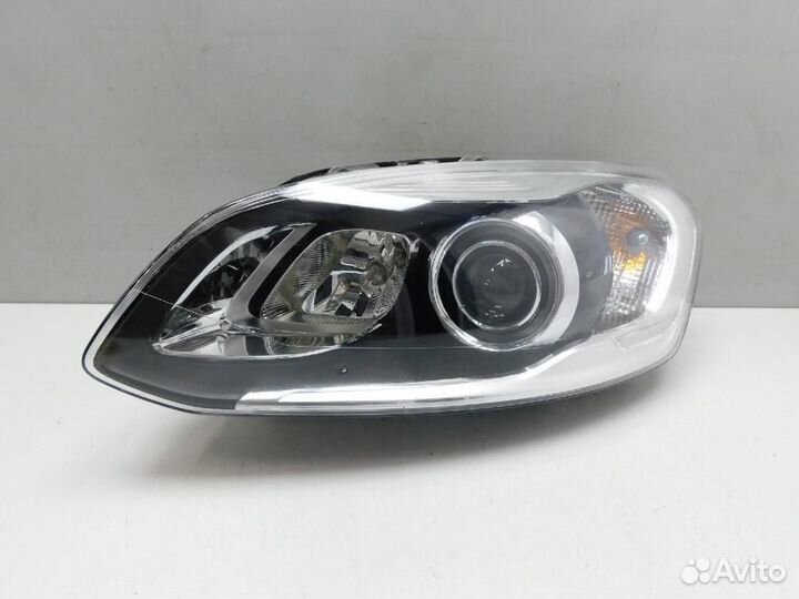 Фара левая Volvo XC60