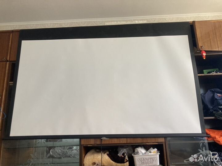 Экран для видеопроектора Draper Luma