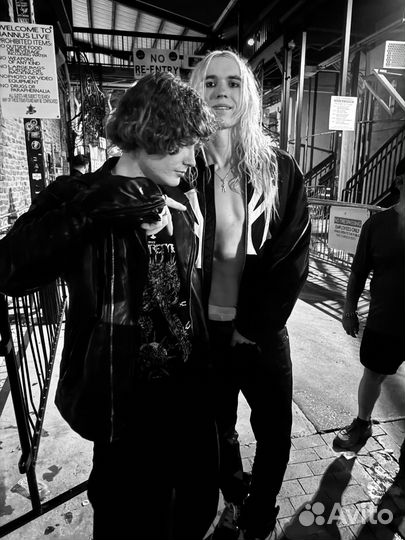 Клеш джинсы как у 2hollis