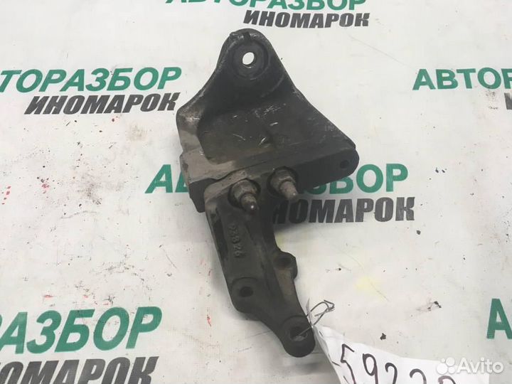 Кронштейн двигателя левый для Toyota Vista 3 1990