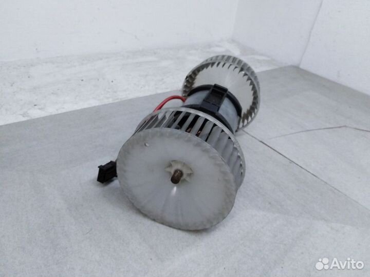 Моторчик печки Мерседес