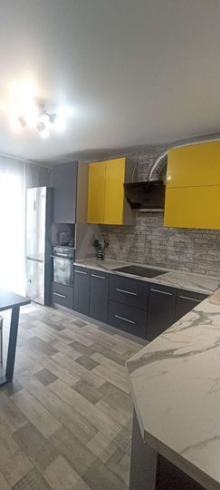 2-к. квартира, 64 м², 17/17 эт.