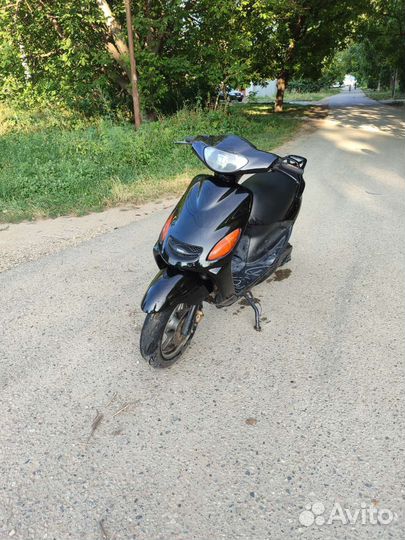 Yamaha grand axis 100