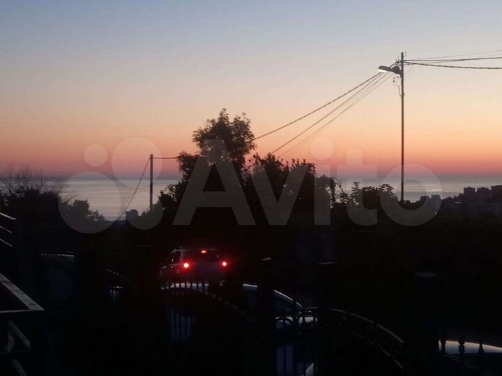 2-к. квартира, 40 м², 1/4 эт.