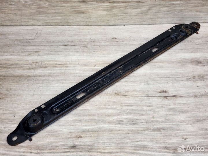 Балка радиаторная нижняя Citroen C4