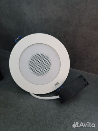 Светильник с динамиком Bluetooth Inspire