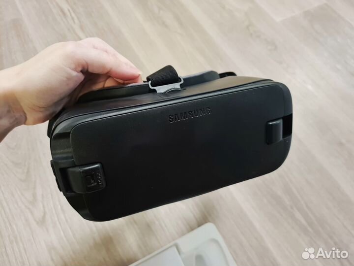 Очки виртуальной реальности samsung gear vr