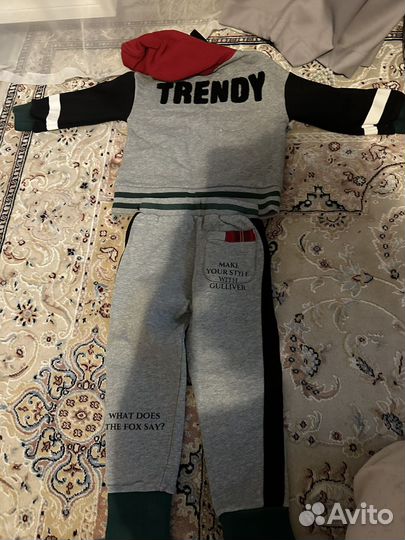 Спортивный костюм