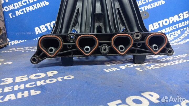 Коллектор впускной Dodge Stratus седан EDZ 2002