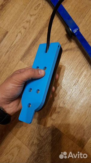 Крепление датчика эхолота garmin