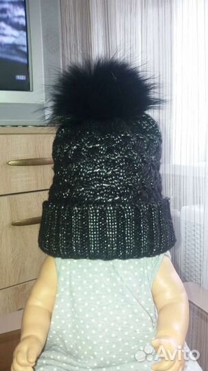 Шапка женская с помпоном Love Republic