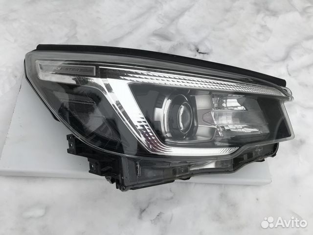 Фара правая Subaru Forester SK (S14) 2018-2022