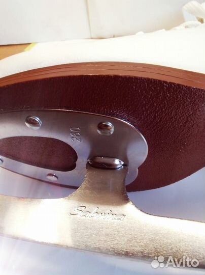 Коньки Botas фигурные женские новые