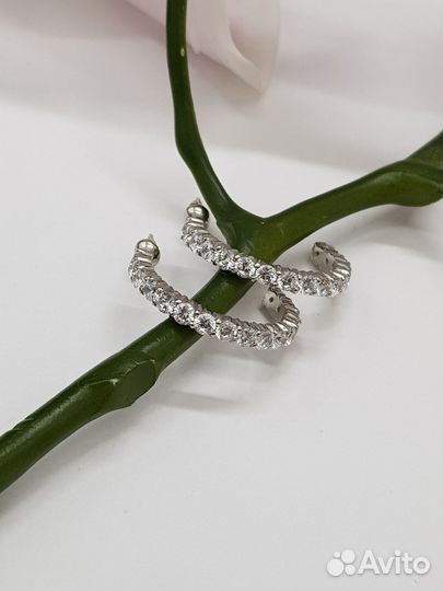 Серебряные серьги кольца с фианитами